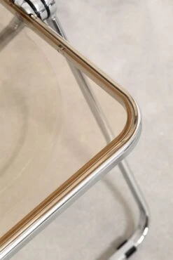 Chaise Pliante Métal Chromé Et Polycarbonate Beige Transparent Pixel -Chaise Soldes Magasin chaise pliante metal chrome et polycarbonate beige transparent pixel 1321607